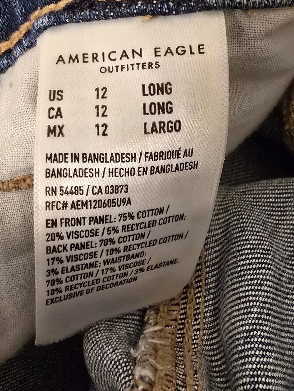 American Eagle AEO Dark Wash Distressed Hem Mom Jeans 12L - Picture 6 of 11